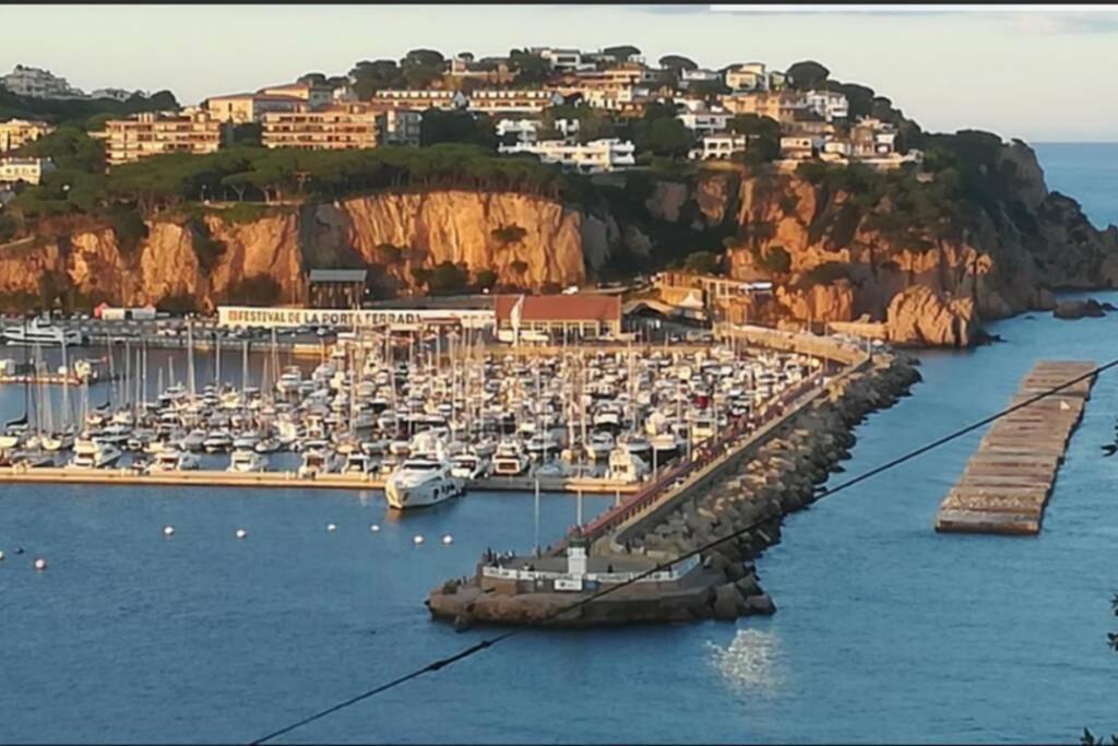 Nuevo Apartamento Moderno Elisa - A 80 Metros De La Playa Para 5 Personas Sant Feliu de Guíxols Esterno foto