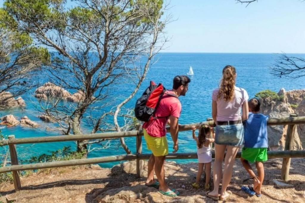 Nuevo Apartamento Moderno Elisa - A 80 Metros De La Playa Para 5 Personas Sant Feliu de Guíxols Esterno foto