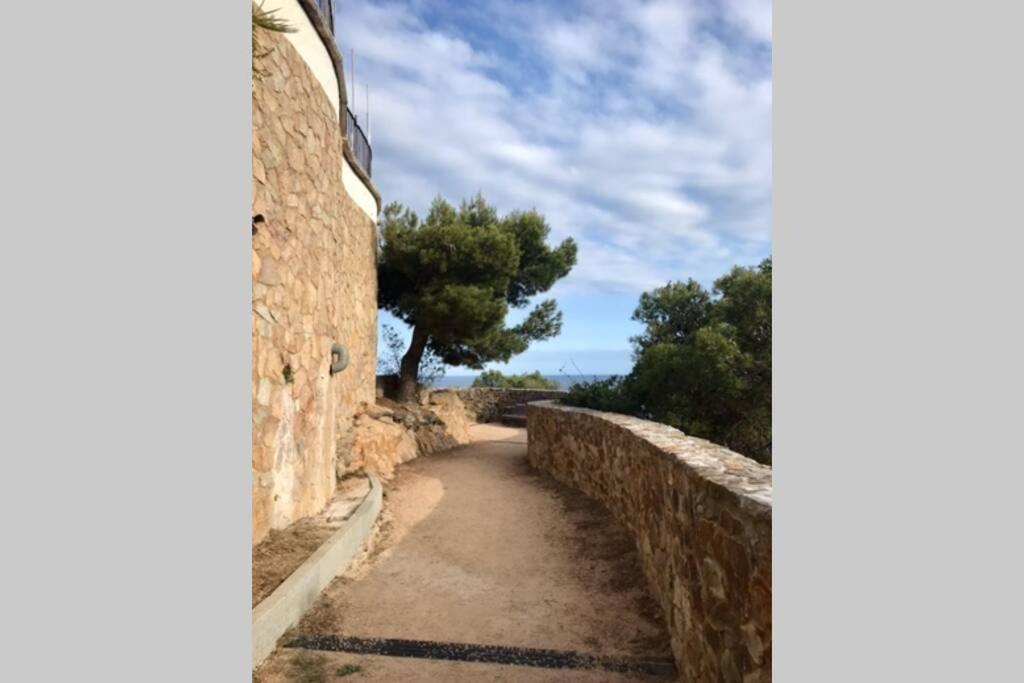 Nuevo Apartamento Moderno Elisa - A 80 Metros De La Playa Para 5 Personas Sant Feliu de Guíxols Esterno foto