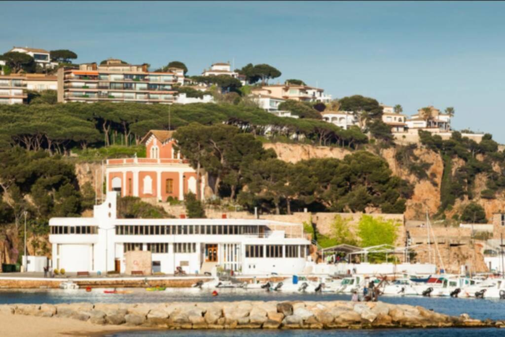Nuevo Apartamento Moderno Elisa - A 80 Metros De La Playa Para 5 Personas Sant Feliu de Guíxols Esterno foto