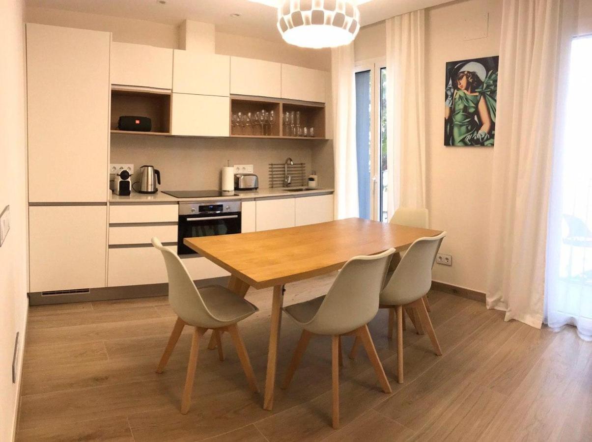Nuevo Apartamento Moderno Elisa - A 80 Metros De La Playa Para 5 Personas Sant Feliu de Guíxols Esterno foto
